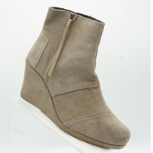 TOMS | Taupe Suede Women’s Wedge Ankle Zip Booties Boots Size 7.5